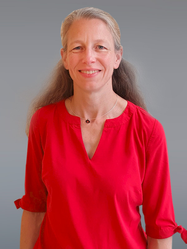  Susanne Arndt